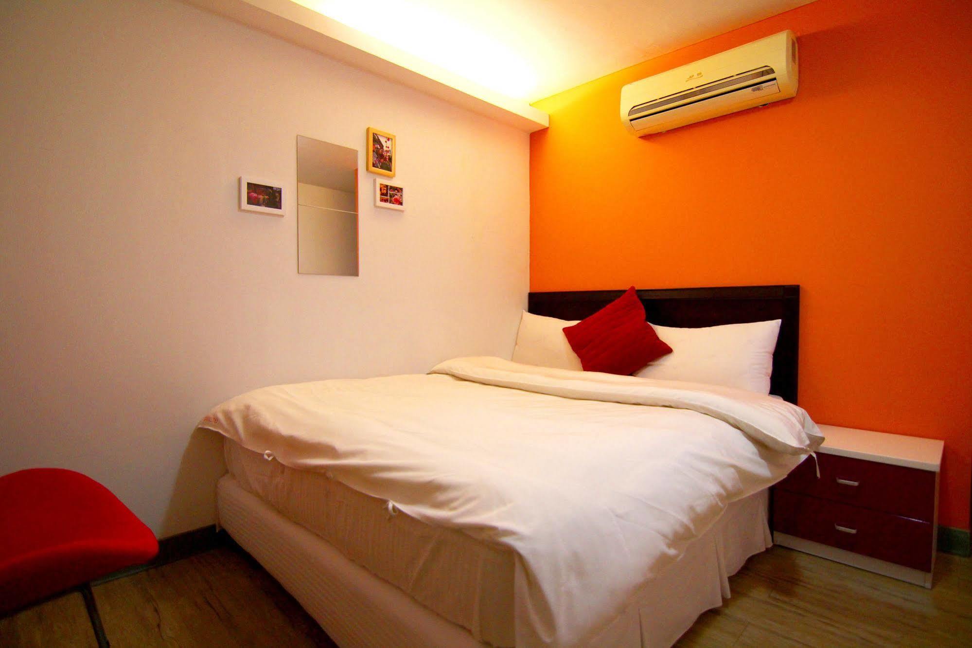 Good 9 Stay Inn Taipei Bagian luar foto